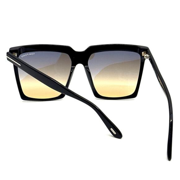 New, TOM FORD Sabrina-02 Sunglasses TF764 01B Authentic